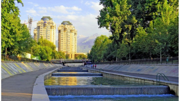 Картинка города -+другое вода дом дерево