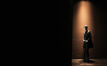 Картинка мужчины wang+yi+bo актер пальто свет