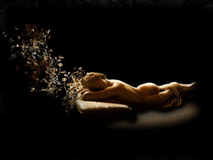 Картинка разное рельефы статуи музейные экспонаты девушка подушка