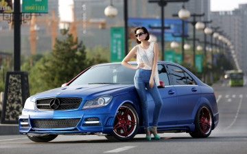 Картинка автомобили авто девушками mercedes c260 девушка