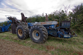 Картинка техника тракторы трактор колесный