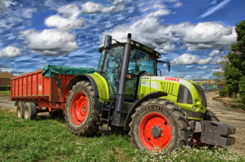 Картинка техника тракторы трактор поле