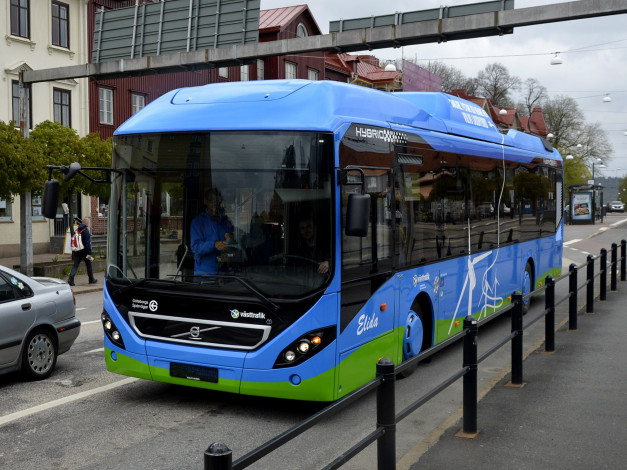 Обои картинки фото автомобили, автобусы, 2013г, hybrid, plug-in, 7900, volvo