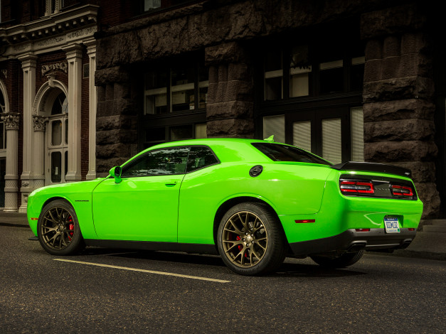 Обои картинки фото автомобили, dodge, 2015г, srt, challenger, зеленый, lc, hellcat