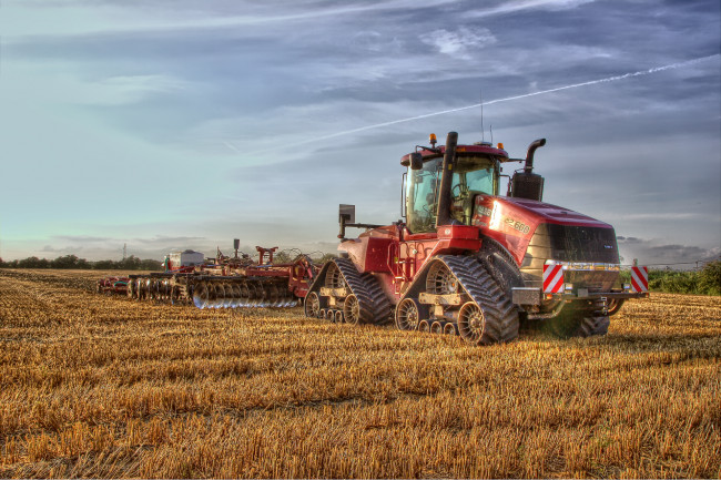 Обои картинки фото техника, тракторы на гусенецах, трактор, поле