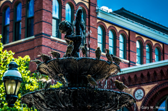 Картинка города -+фонтаны фонтан мальчик