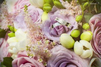 Картинка разное украшения +аксессуары +веера букет розы украшение кольца