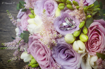 Картинка разное украшения +аксессуары +веера букет розы украшение кольца