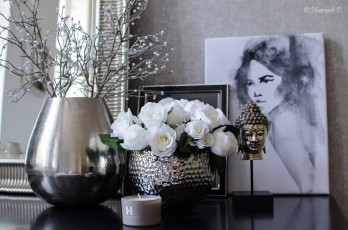 Картинка интерьер декор +отделка +сервировка ваза цветы розы картина свеча