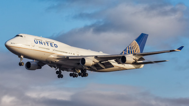 Обои картинки фото boeing 747, авиация, пассажирские самолёты, авиалайнер