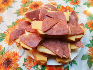 Картинка еда бутерброды +гамбургеры +канапе колбаса хлеб сыр