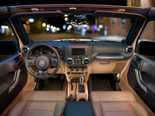 Картинка автомобили спидометры торпедо