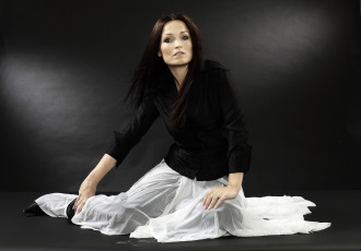 Картинка музыка tarja turunen рок певица