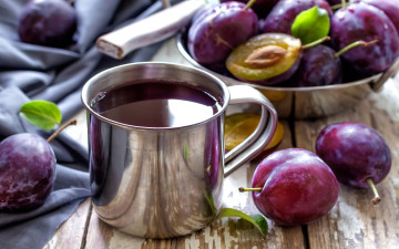 Картинка еда персики +сливы +абрикосы plum фрукты сливы чернослив кружка компот