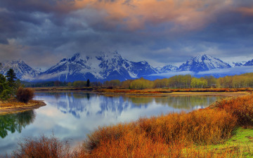 Картинка природа реки озера лес река горы облака небо сша снег деревья wyoming озеро