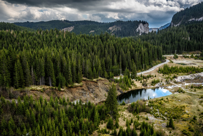 Обои картинки фото природа, реки, озера, горы, лес, озеро