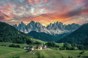 Картинка города -+пейзажи простор