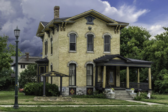 Картинка города -+здания +дома простор