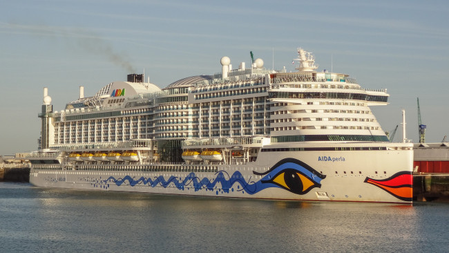 Обои картинки фото aidaperla, корабли, лайнеры, круиз, лайнер