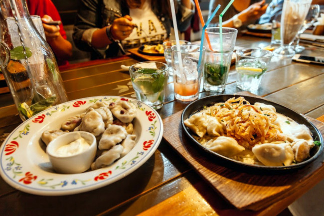 Обои картинки фото еда, пельмени,  манты,  вареники