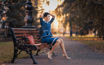 Картинка сексуальная+девушка девушки -+брюнетки +шатенки девушка женщина брюнетка темноволосая сексуальная модель звезда позирует разная обувь верхняя стильная одежда нижнее эротическое бельё трусы лифчик колготки чулки аксессуары макияж и множество элементов на фотографии