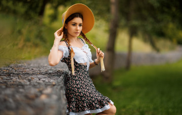 Картинка сексуальная+девушка девушки -+брюнетки +шатенки девушка женщина брюнетка темноволосая сексуальная модель звезда позирует разная обувь верхняя стильная одежда нижнее эротическое бельё трусы лифчик колготки чулки аксессуары макияж и множество элементов на фотографии