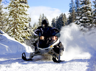 Картинка мотоциклы снегоходы