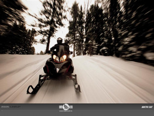 Картинка мотоциклы снегоходы