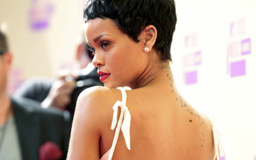 обоя музыка, rihanna, тату