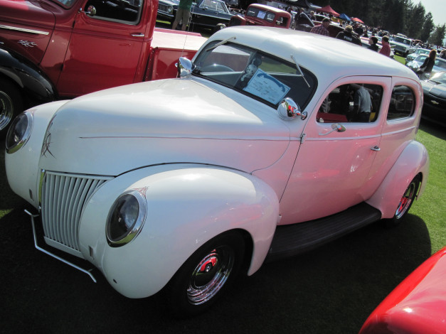 Обои картинки фото 1939, ford, автомобили, выставки, уличные, фото, семейство, форд