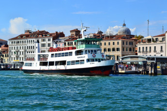 Картинка корабли теплоходы судно прогулочное гранд канал венеция