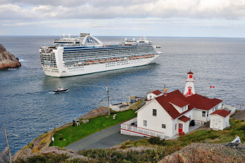 Картинка корабли лайнеры бухта маяк лайнер круиз