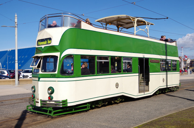 Обои картинки фото техника, трамваи, трамвай, рельсы, транспорт