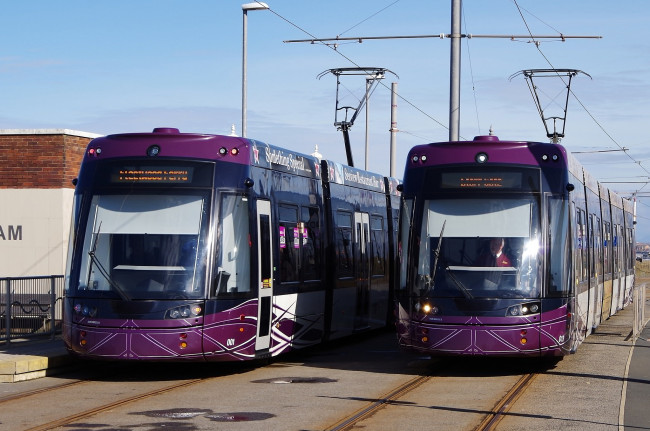 Обои картинки фото техника, трамваи, рельсы, трамвай, транспорт