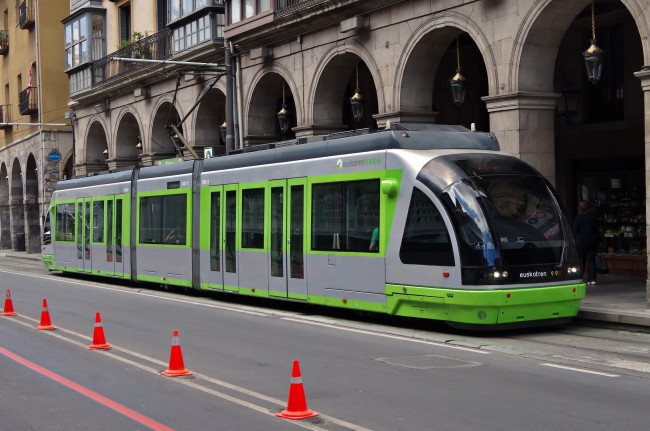 Обои картинки фото техника, трамваи, транспорт, рельсы, трамвай