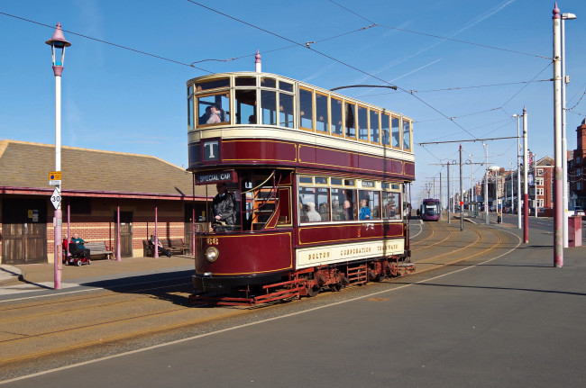 Обои картинки фото техника, трамваи, транспорт, трамвай, рельсы