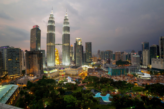 Обои картинки фото kuala lumpur city centre, города, куала-лумпур , малайзия, близнецы, башни