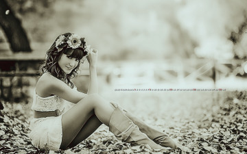 Картинка календари компьютерный+дизайн 2019 calendar листья женщина улыбка взгляд девушка цветы венок