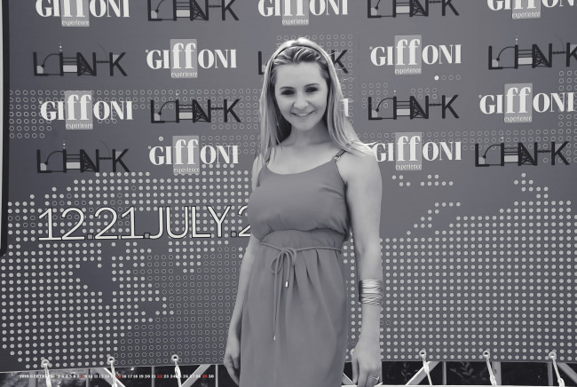 Обои картинки фото календари, компьютерный дизайн, девушка, 2019, улыбка, calendar, женщина, взгляд