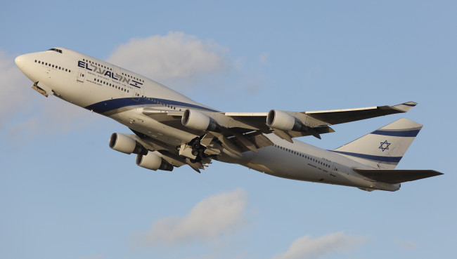 Обои картинки фото авиация, пассажирские самолёты, полет, небо, авиалайнер