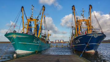 Картинка корабли траулеры +сейнеры +плавбазы рыболовы