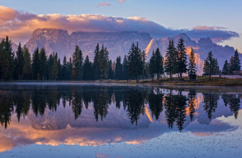 Картинка природа реки озера утро csilla zelko отражение озеро горы деревья облака