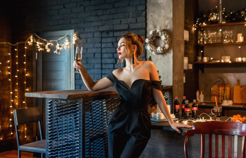 Картинка девушки -+блондинки +светловолосые девушка модель светловолосая красотка поза флирт взгляд макияж сексуальная стойка бар ресторан бокал шампанское