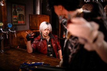 Картинка мужчины -+креатив +косплей образ косплей наряды костюмы данте девушка оружие стол бар