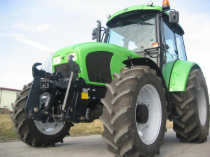 Картинка техника тракторы