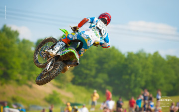 Картинка спорт мотокросс трасса гонки