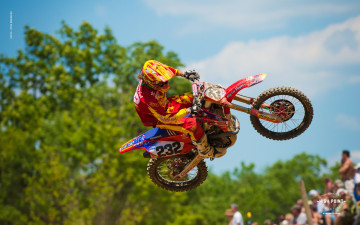 Картинка спорт мотокросс трасса гонки