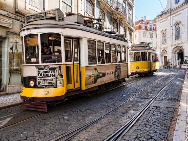 Обои картинки фото техника, трамваи, трамвай, рельсы, город