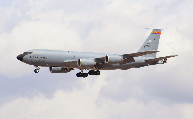 Обои картинки фото авиация, военно-транспортные самолёты, истребитель