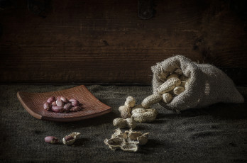 Картинка еда орехи +каштаны +какао-бобы снедь